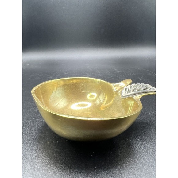 Solid‎ Brass Apple Trinket Dish With Leaf Vintage - Picture 3 of 7